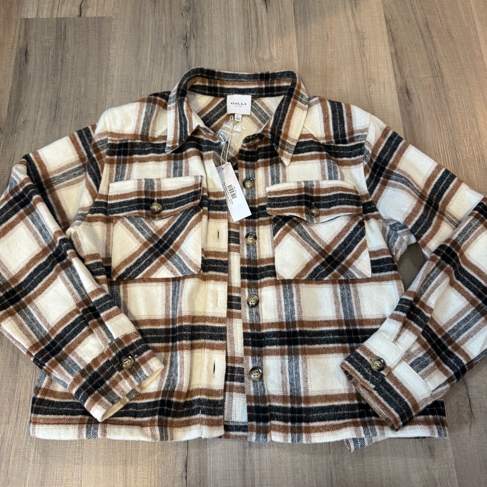 NWT Gilli Flannel Shacket